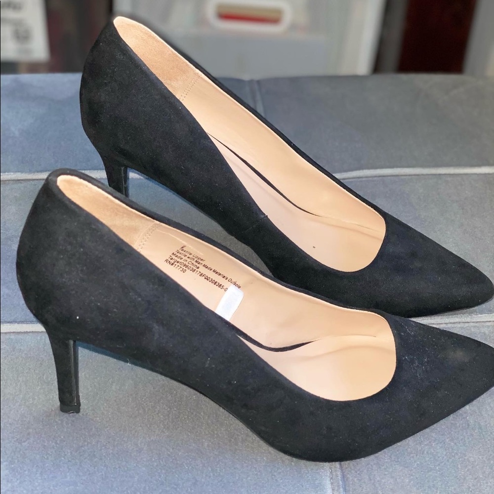 Black heels